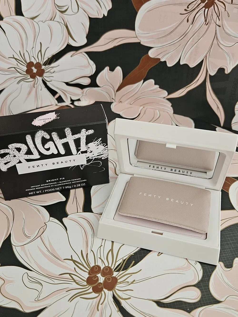 Fenty Beauty Bright Fix Instant Brightening Powder Lavender NWT
